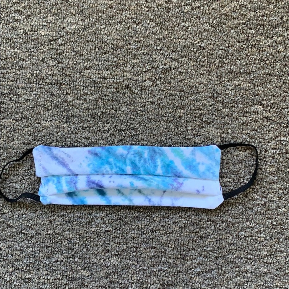 NEW reversible tie dye mask